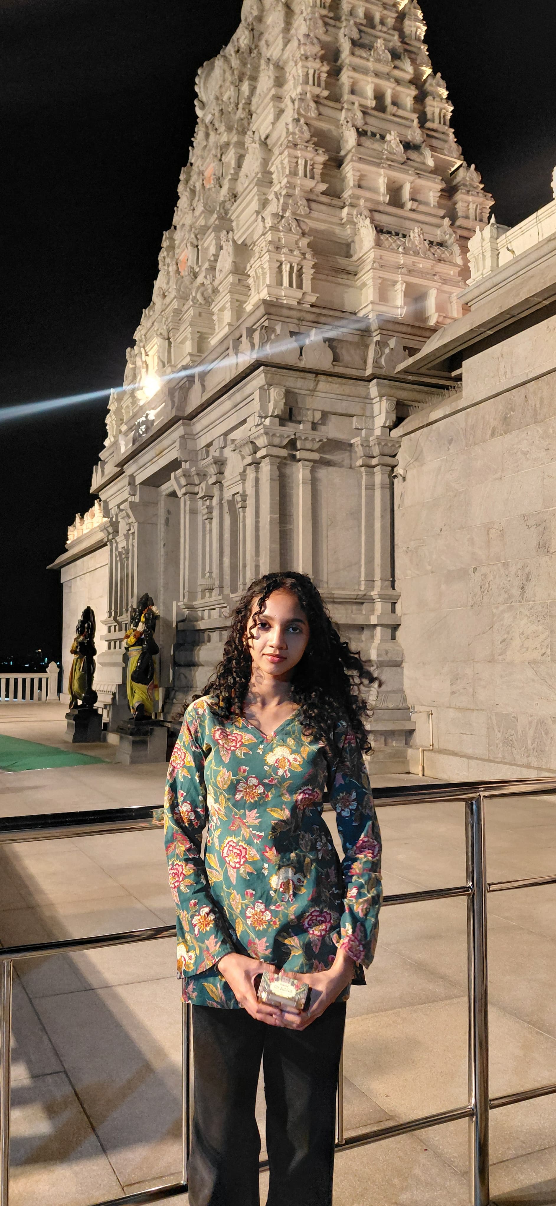 Gallery moment