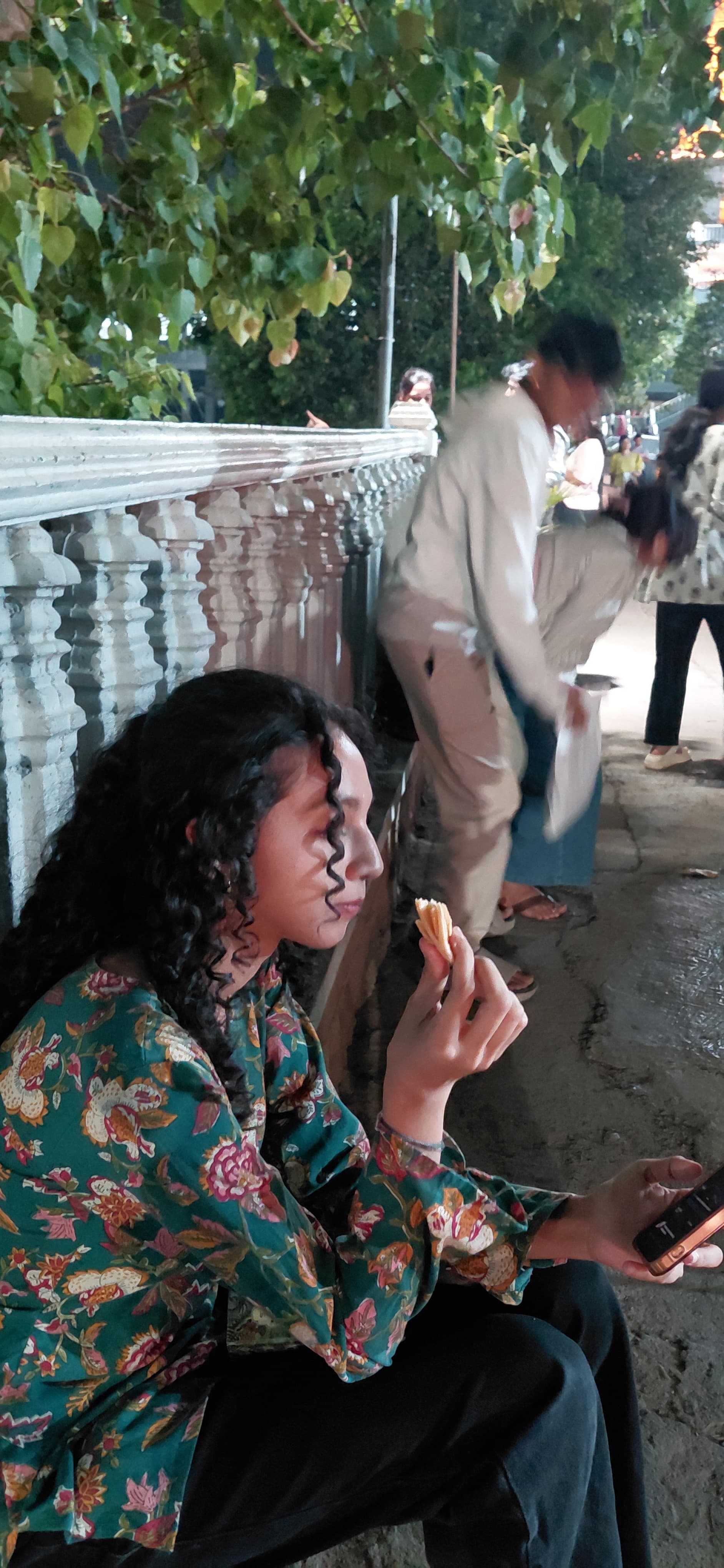 Gallery moment